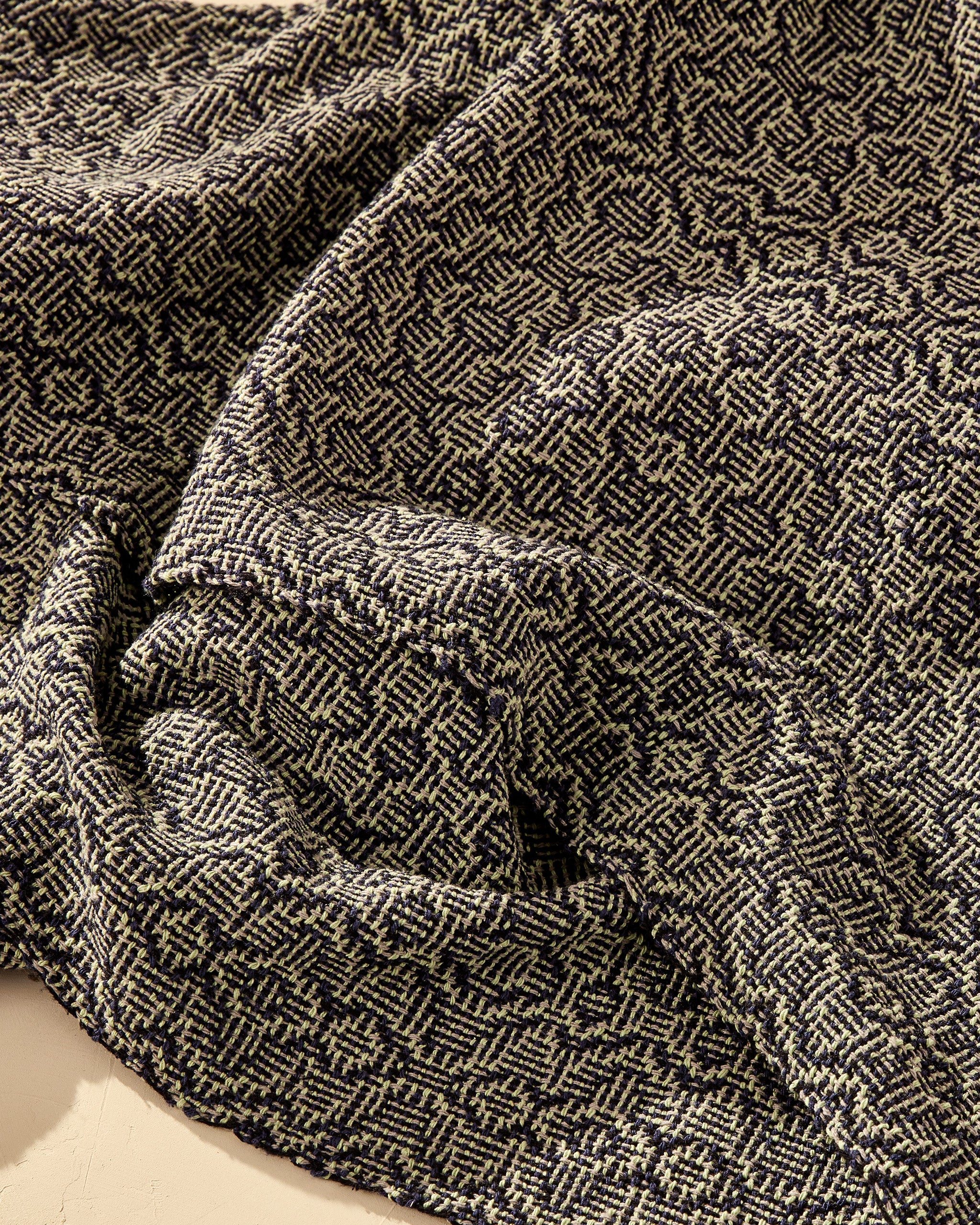 Baroque Shadow Weave Shawl - Image 3