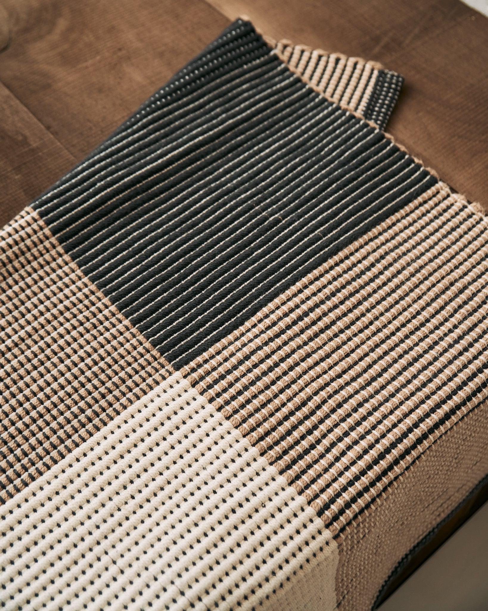 Clean Lines Bathmat - Image 3