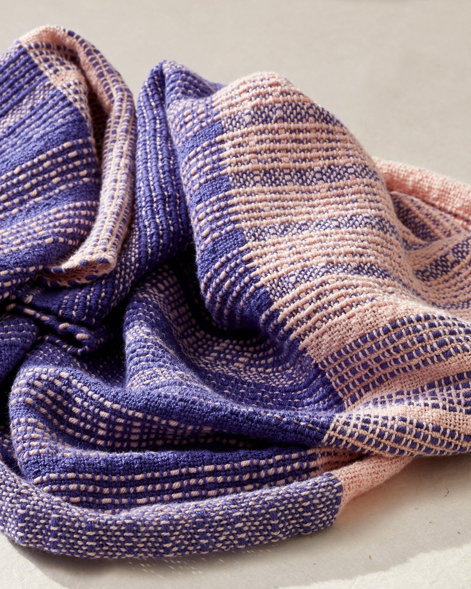 Line by Line Hand Towels - Image 5