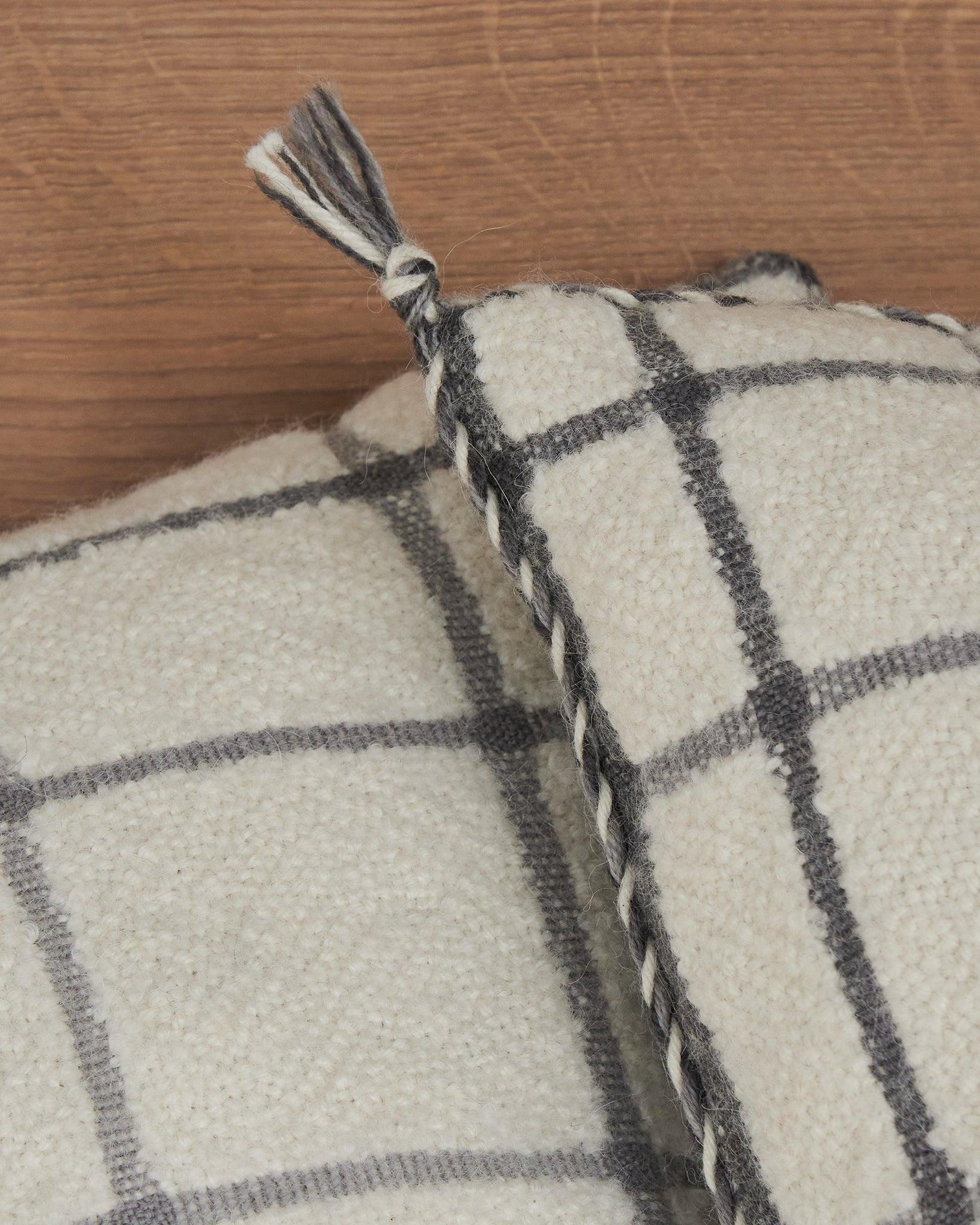 Pop Pillows - Image 3
