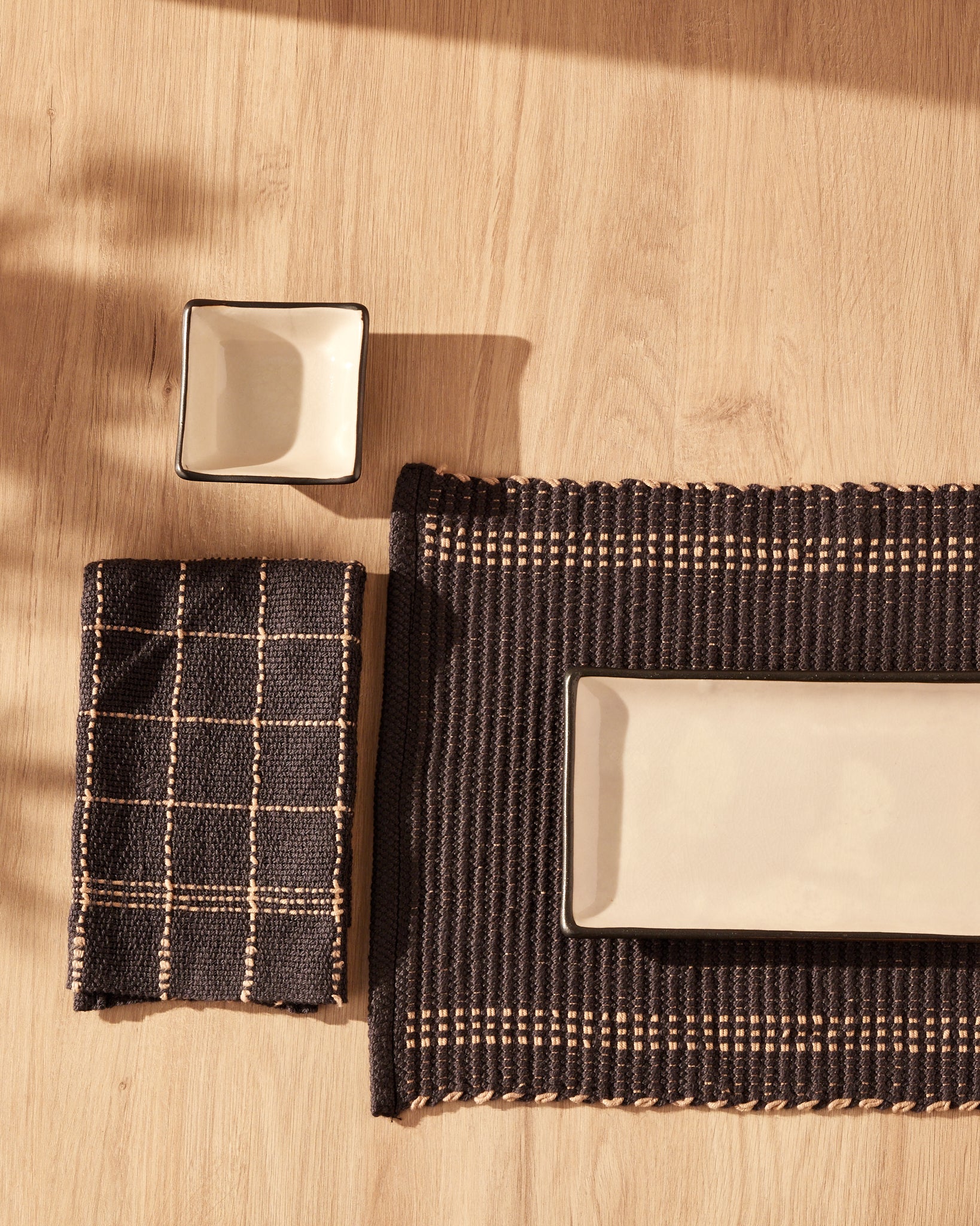 Ribs and Symmetry Table Set - Image 2