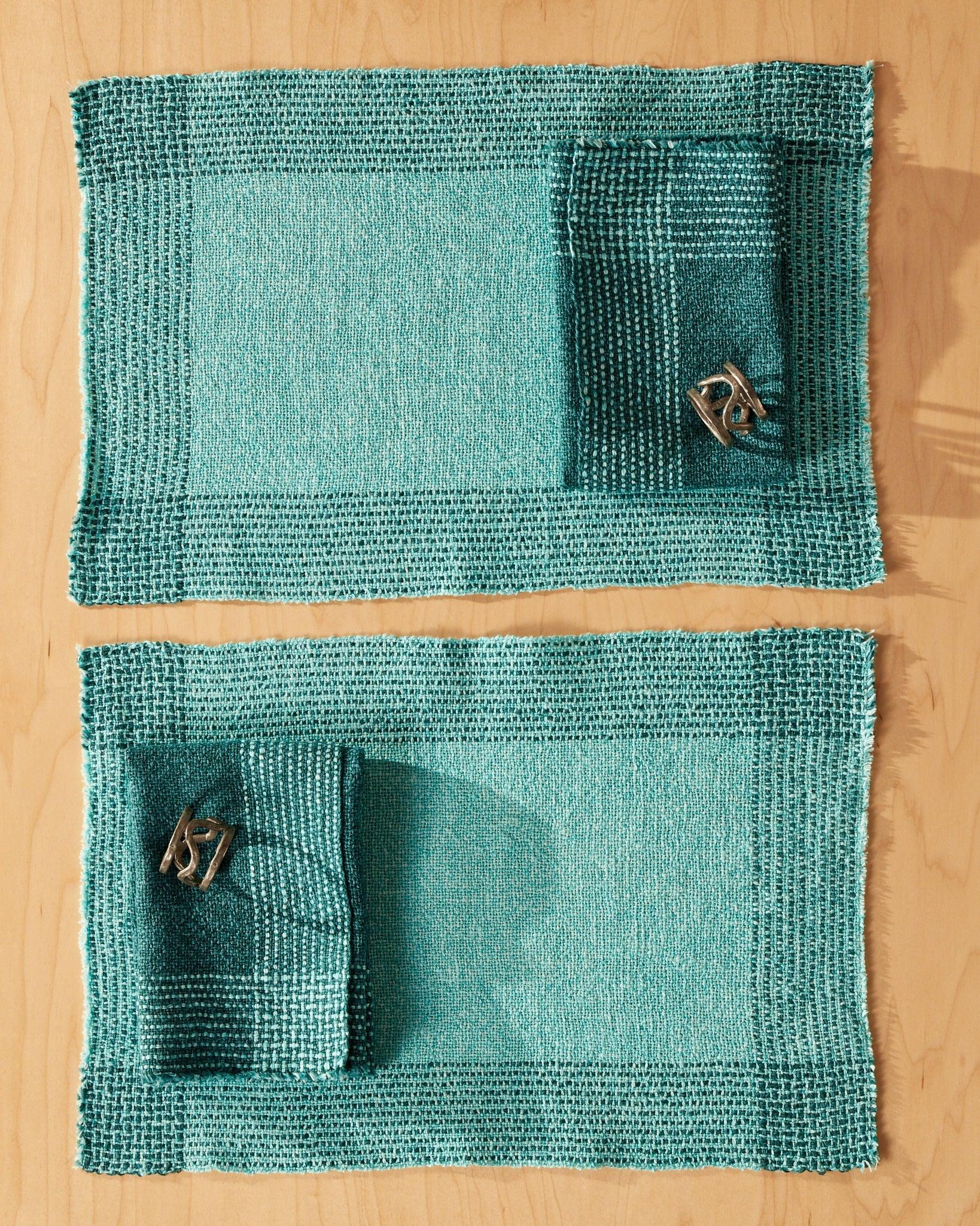 Running Stitch Table Set - Image 6