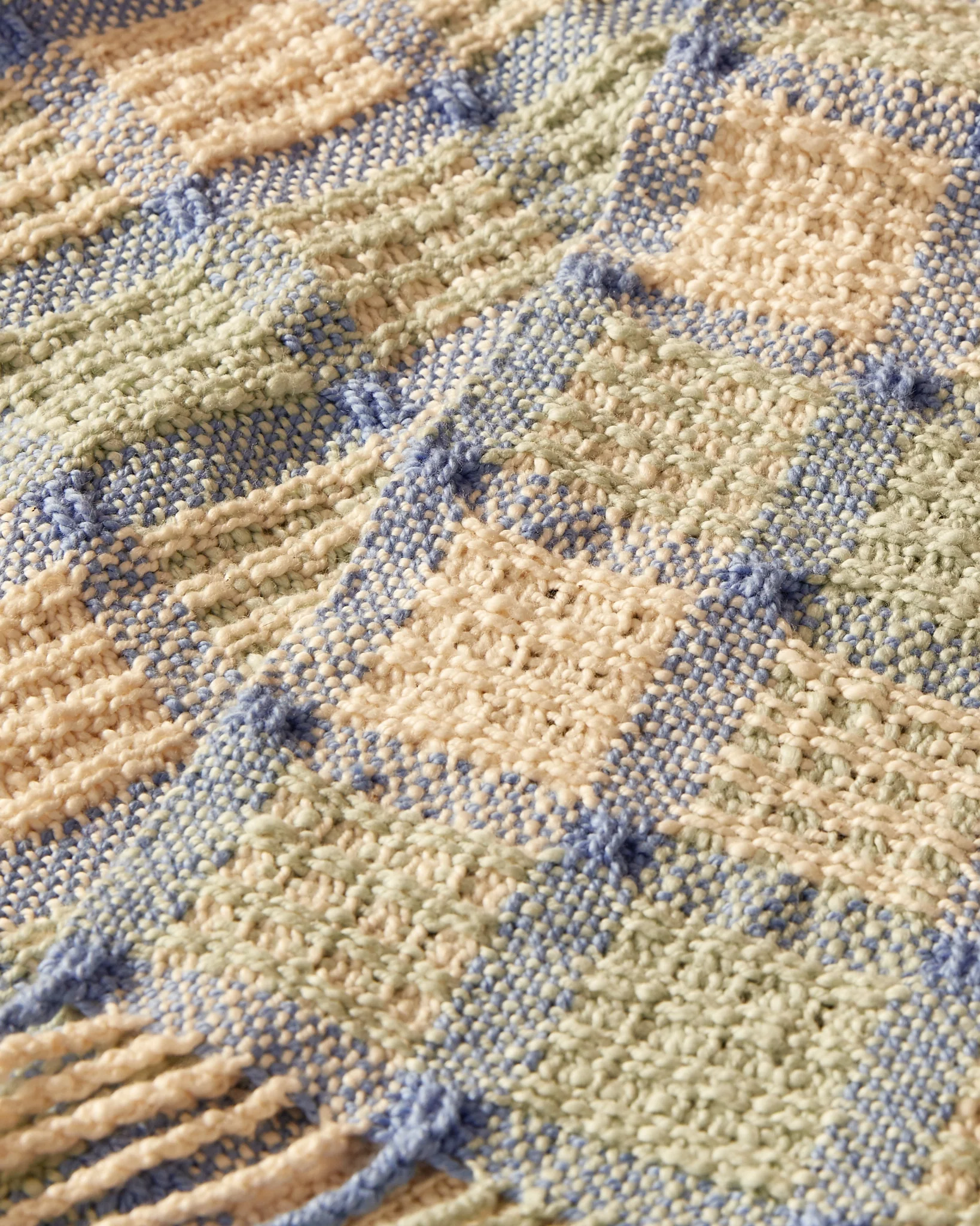 Spring Lace Table Set - Image 2