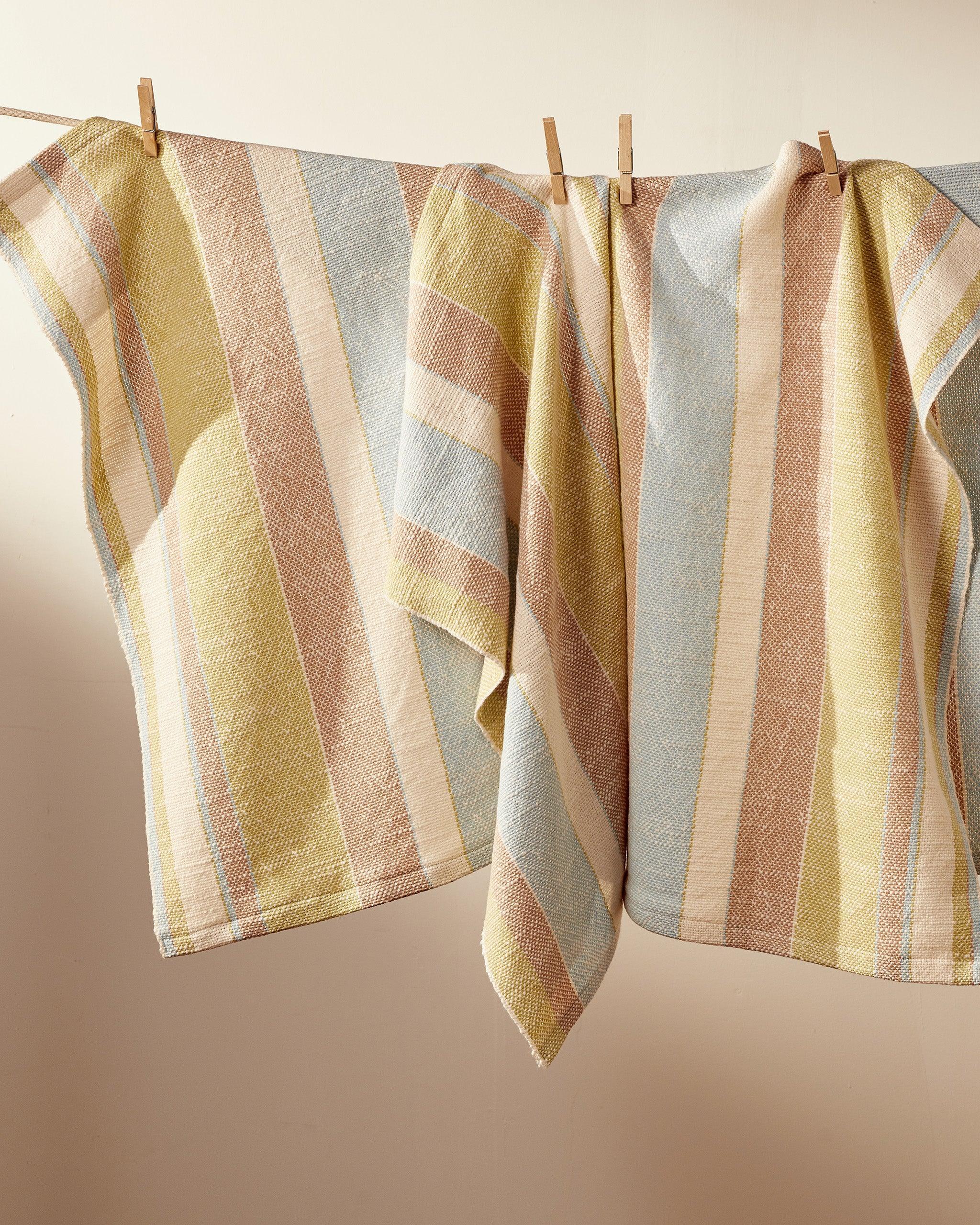 Spring Snow Towels - Image 2
