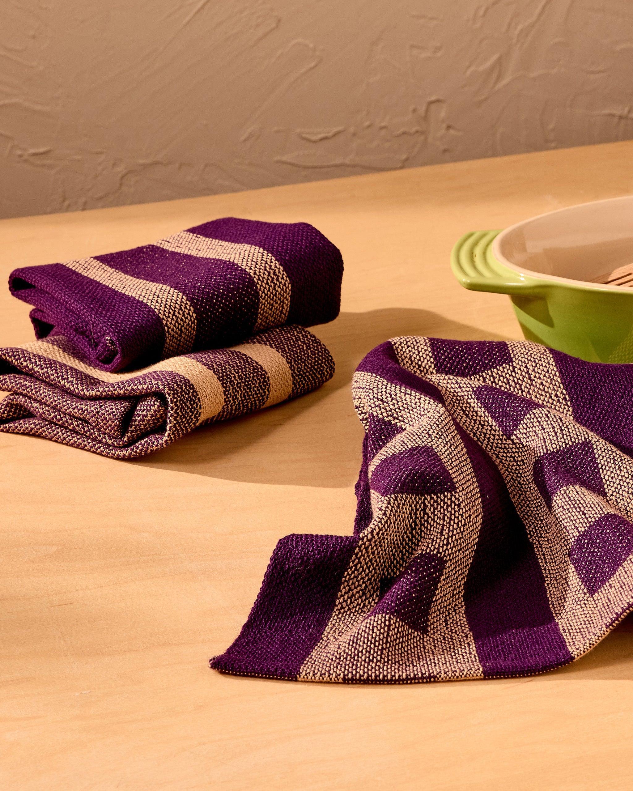 Turned Taqueté Towels - Image 3